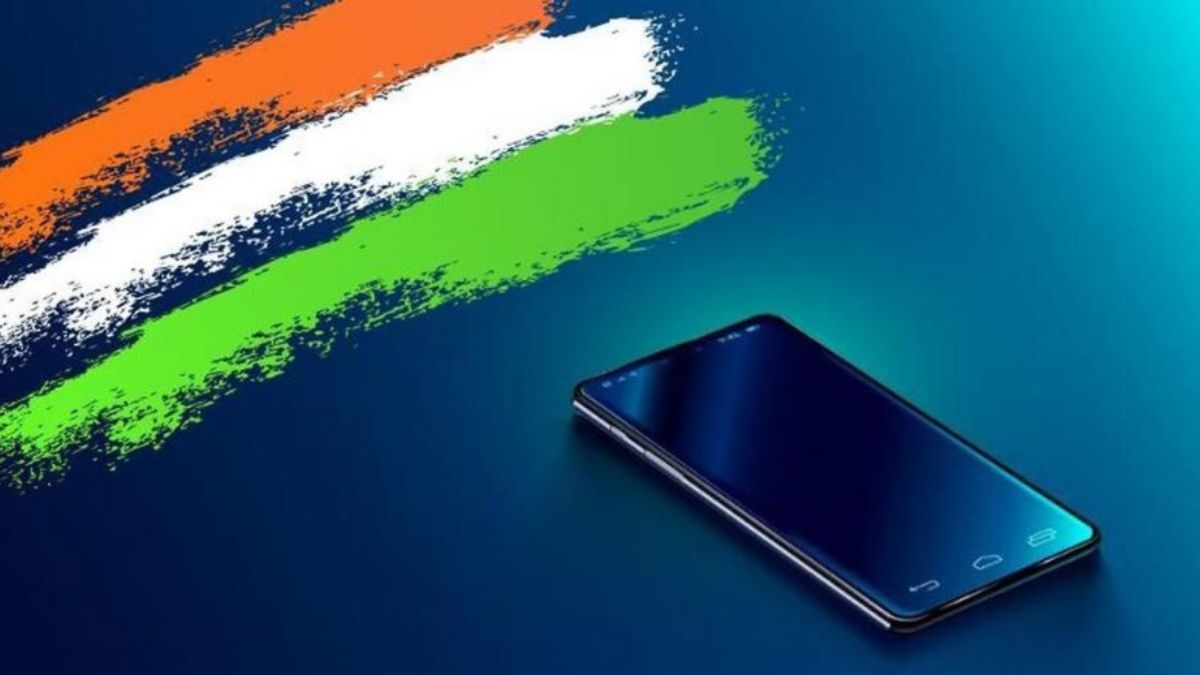 Image demonstrating India colors and a mobile phone