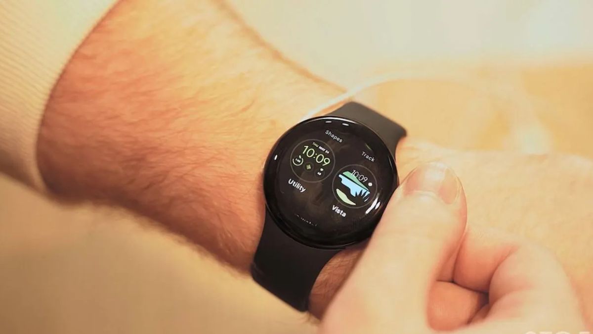 google playstore watch face update related to battery